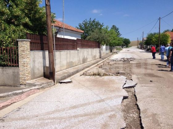 Κιλελέρ: Εικόνες βιβλικής καταστροφής στο Ζάππειο από τη βροχή και το χαλάζι